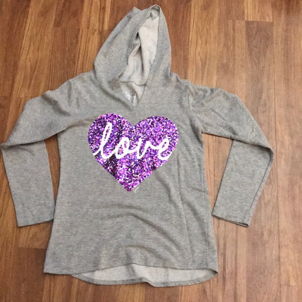Sweatshirt